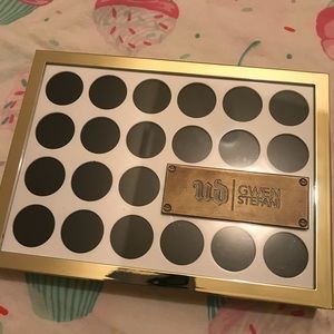 Urban Decay Gwen Stefani eyeshadow palette
